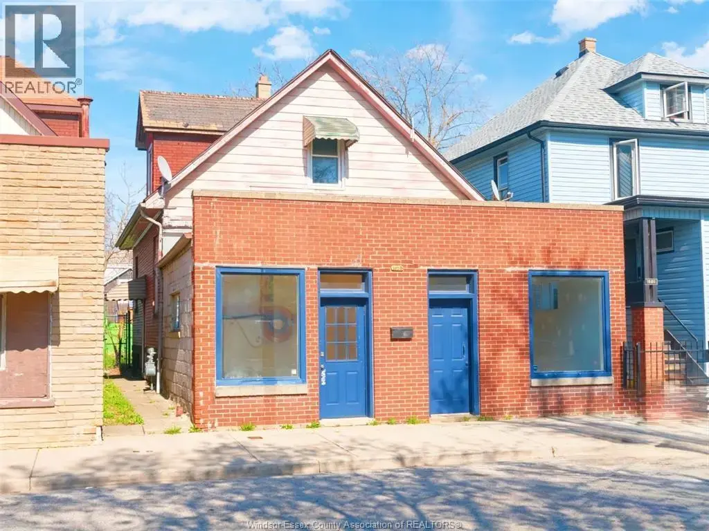1050 Drouillard Road, Windsor